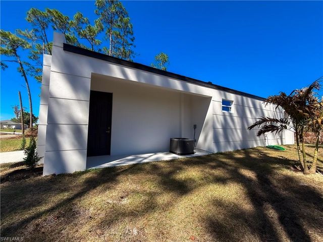 3106 Myra LN, Labelle, FL 33935