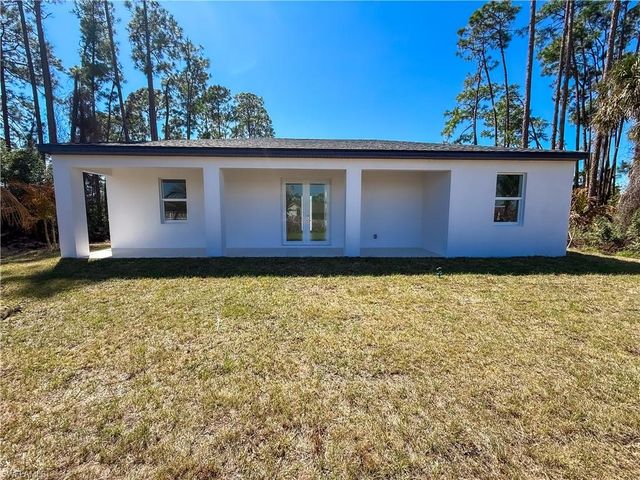 3106 Myra LN, Labelle, FL 33935