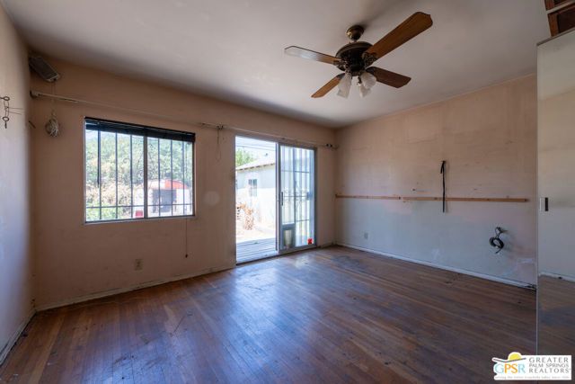 7731 Beck Avenue, North Hollywood (los Angeles), CA 91605