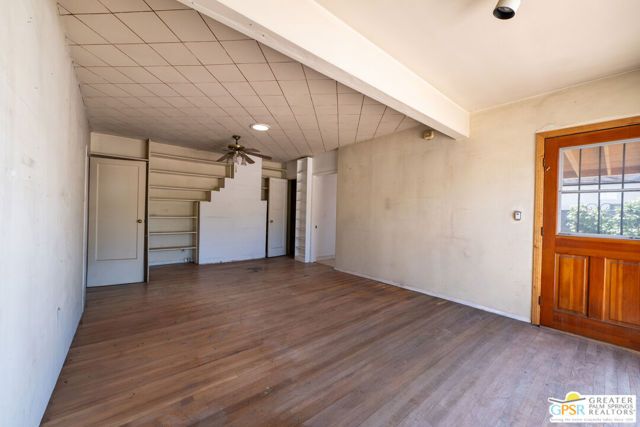 7731 Beck Avenue, North Hollywood (los Angeles), CA 91605