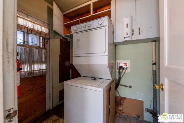 7731 Beck Avenue, North Hollywood (los Angeles), CA 91605