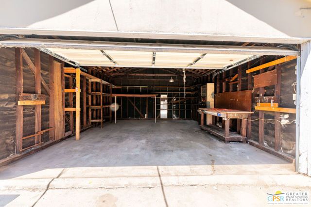 7731 Beck Avenue, North Hollywood (los Angeles), CA 91605