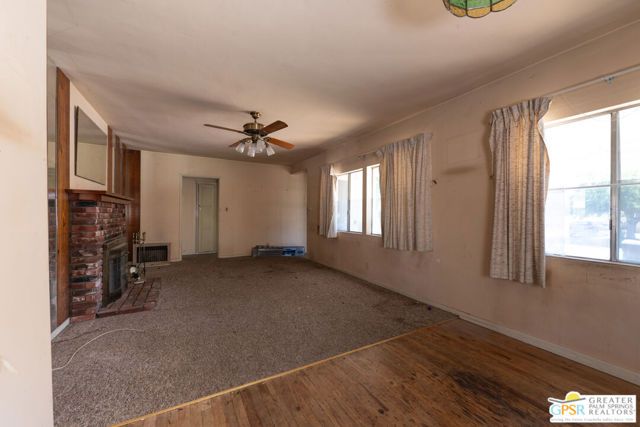 7731 Beck Avenue, North Hollywood (los Angeles), CA 91605