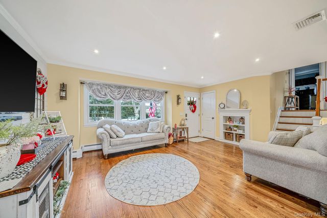 68 Elder Drive, Commack, NY 11725