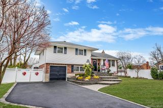 68 Elder Drive, Commack, NY 11725