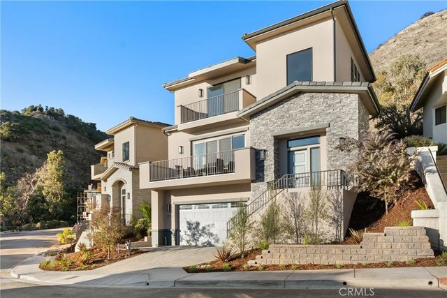 2732 Barcelona, Pismo Beach, CA 93449