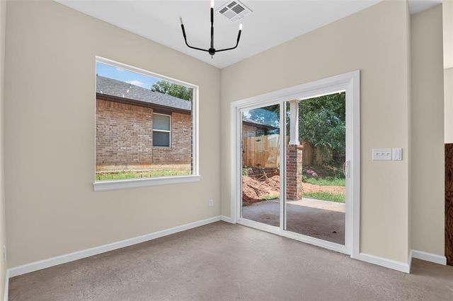 8756 Patriot Drive, Midwest City, OK 73110