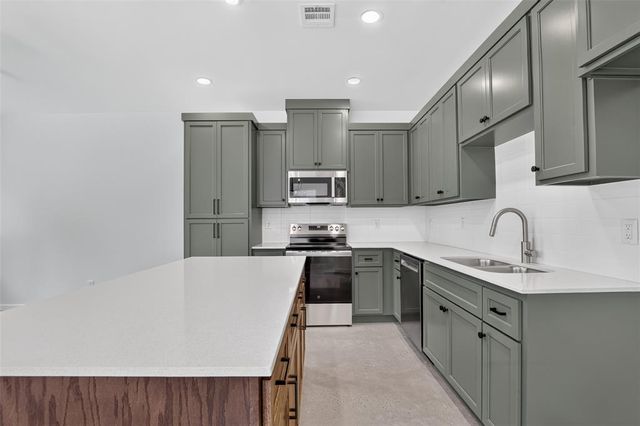 8756 Patriot Drive, Midwest City, OK 73110