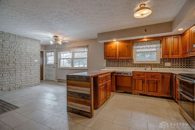 9871 US Route 127, Camden, OH 45311