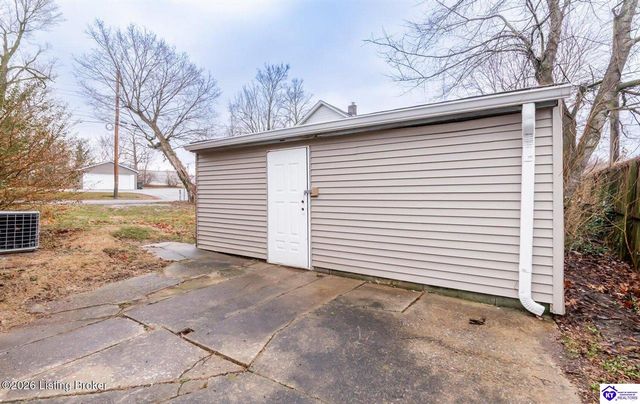 204 W Warfield Street, Elizabethtown, KY 42701