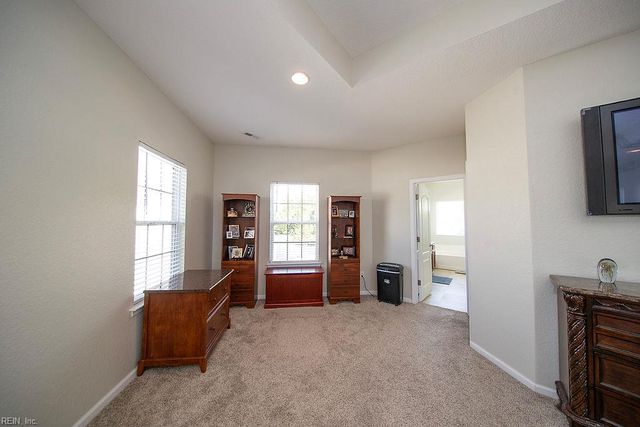 2101 Redgate DR, Suffolk, VA 23434