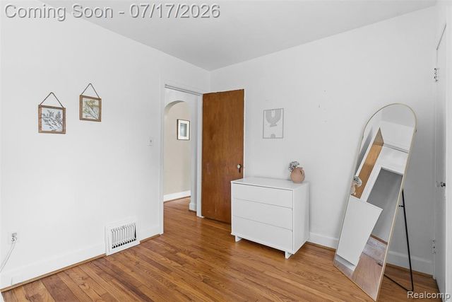 2496 Stockbridge Street, Burton, MI 48509