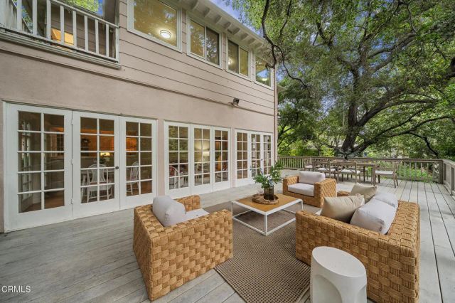 951 Laguna Road, Pasadena, CA 91105