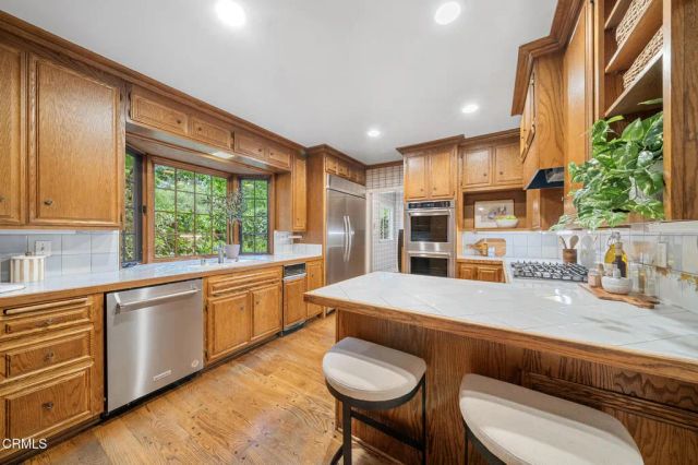 951 Laguna Road, Pasadena, CA 91105