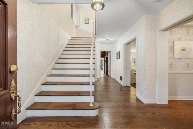 951 Laguna Road, Pasadena, CA 91105