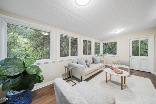 951 Laguna Road, Pasadena, CA 91105