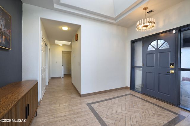 5898 N Misty Ridge Drive, Tucson, AZ 85718