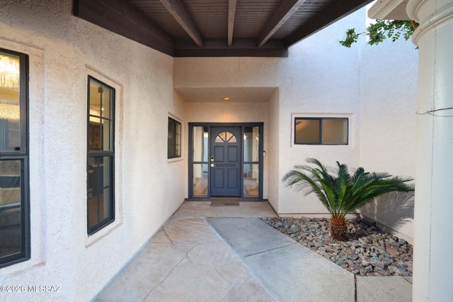 5898 N Misty Ridge Drive, Tucson, AZ 85718