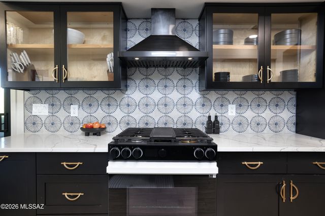 5898 N Misty Ridge Drive, Tucson, AZ 85718