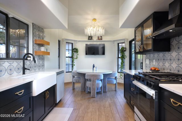 5898 N Misty Ridge Drive, Tucson, AZ 85718