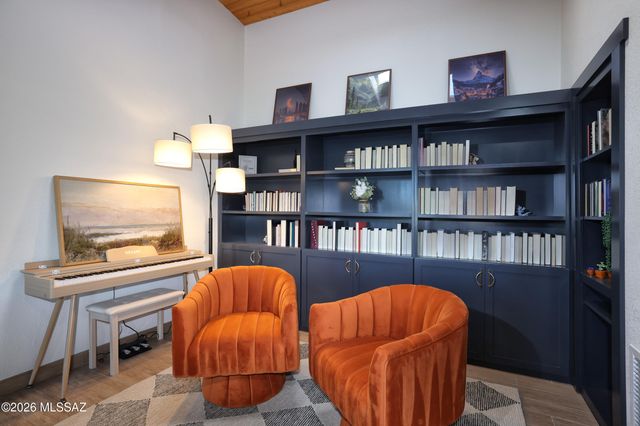 5898 N Misty Ridge Drive, Tucson, AZ 85718