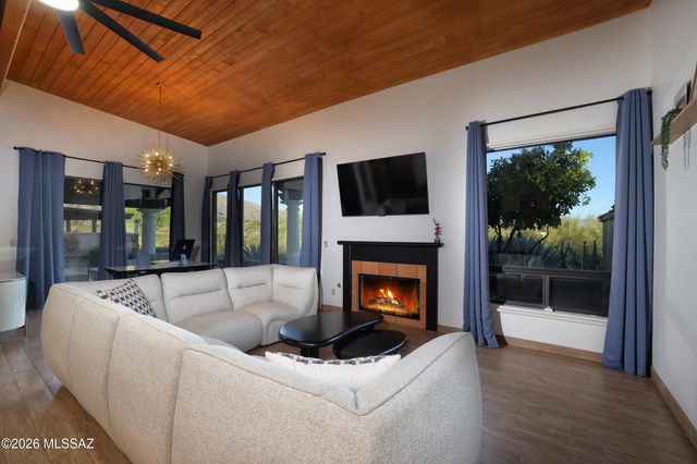 5898 N Misty Ridge Drive, Tucson, AZ 85718