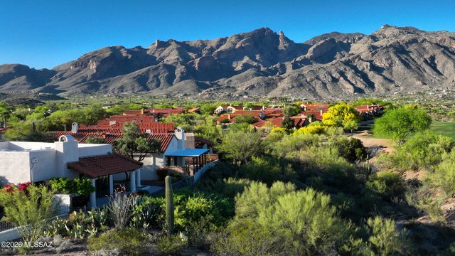 5898 N Misty Ridge Drive, Tucson, AZ 85718