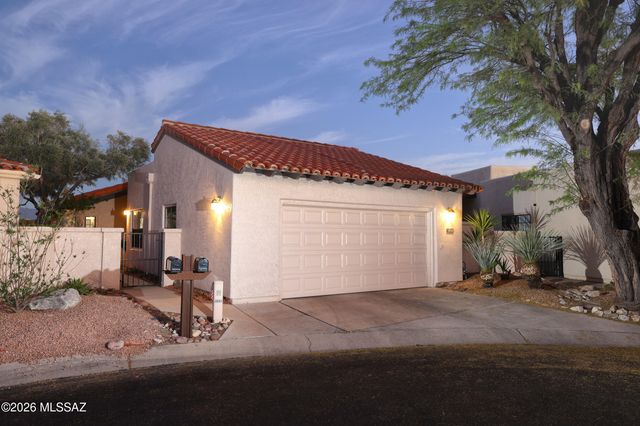 5898 N Misty Ridge Drive, Tucson, AZ 85718