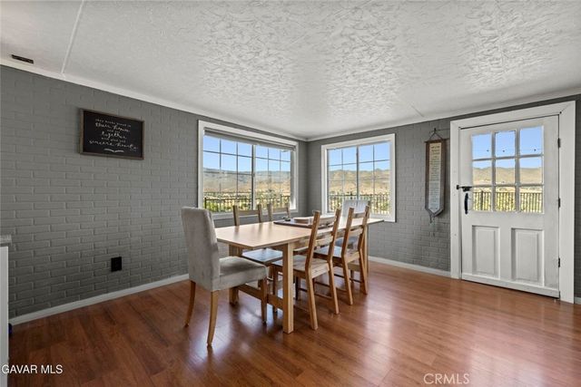 8630 Penhaven, Leona Valley, CA 93551