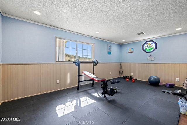 8630 Penhaven, Leona Valley, CA 93551