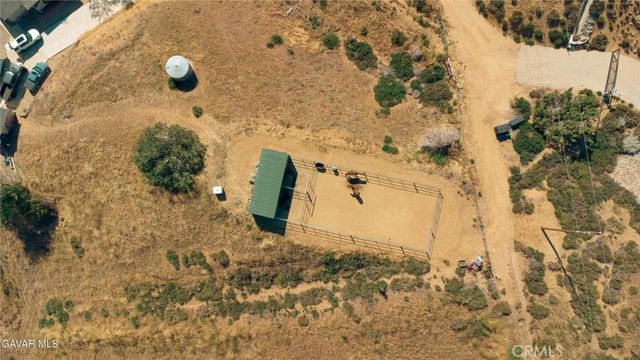 8630 Penhaven, Leona Valley, CA 93551