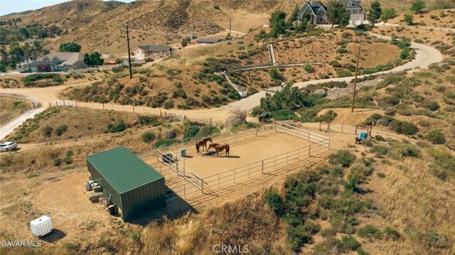 8630 Penhaven, Leona Valley, CA 93551