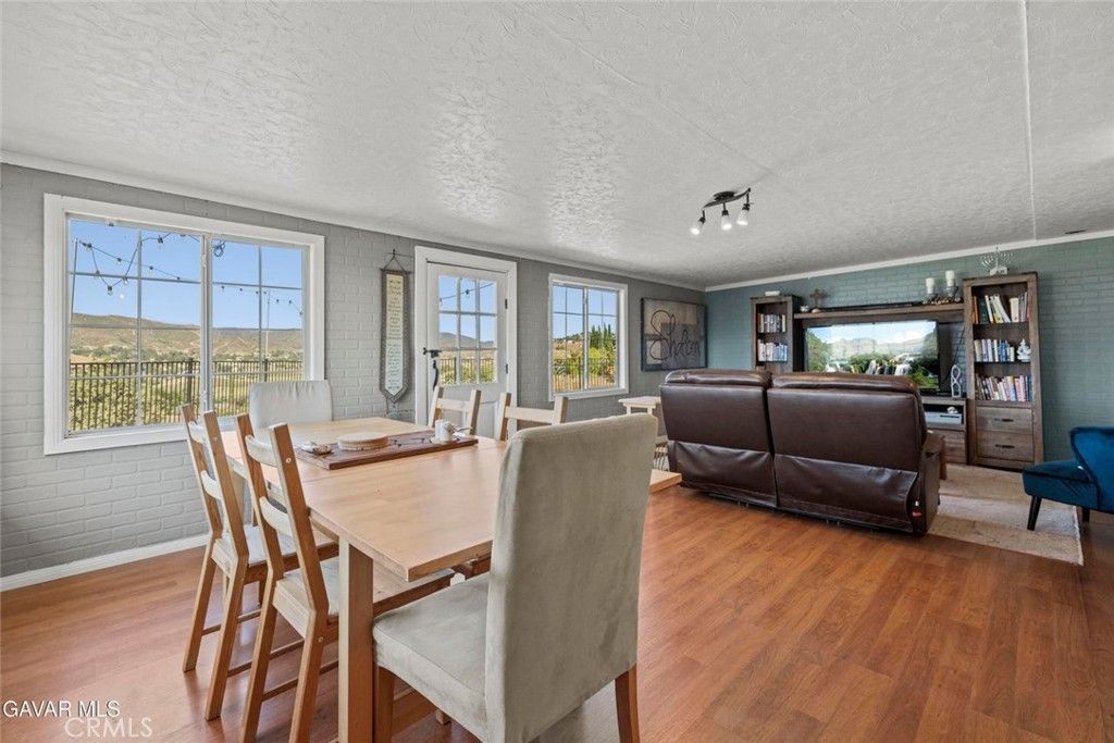 Image 25 of property listing at 8630 Penhaven, Leona Valley, CA 93551