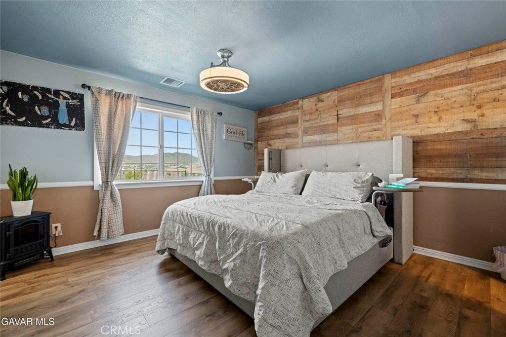 Image 30 of property listing at 8630 Penhaven, Leona Valley, CA 93551