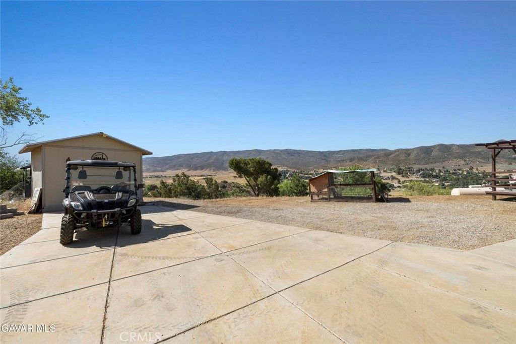 Image 47 of property listing at 8630 Penhaven, Leona Valley, CA 93551