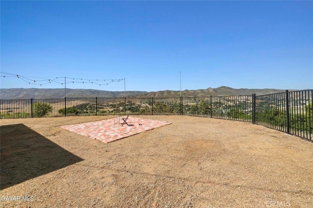 Image 48 of property listing at 8630 Penhaven, Leona Valley, CA 93551