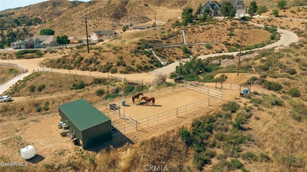Image 9 of property listing at 8630 Penhaven, Leona Valley, CA 93551