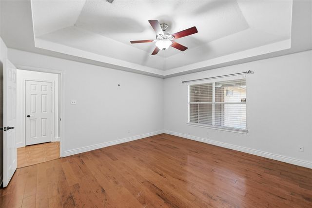 4912 Arborgate Drive, Arlington, TX 76017