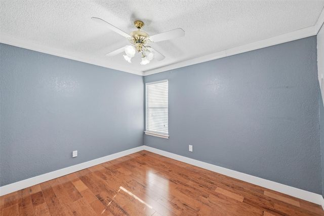 4912 Arborgate Drive, Arlington, TX 76017