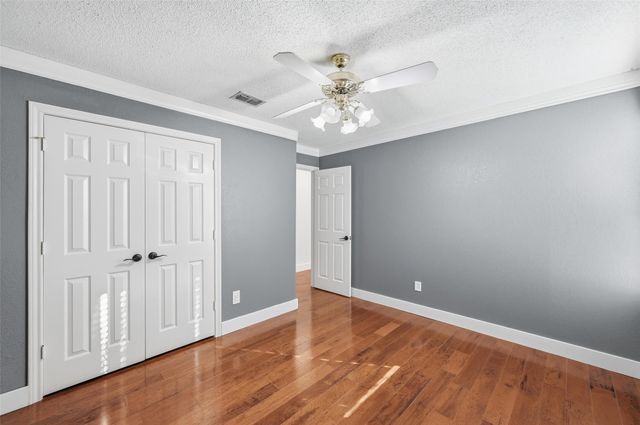 4912 Arborgate Drive, Arlington, TX 76017