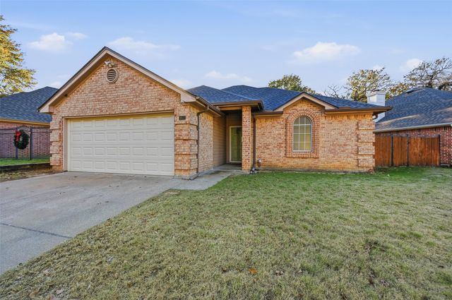 4912 Arborgate Drive, Arlington, TX 76017