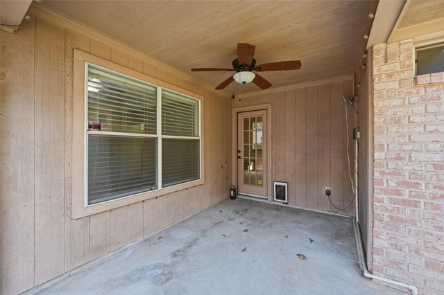 4912 Arborgate Drive, Arlington, TX 76017