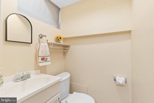 1305 WARWICK DR, Lutherville Timonium, MD 21093