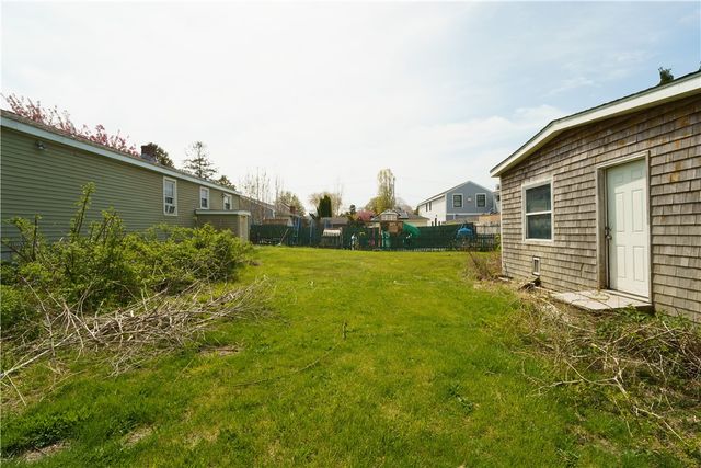54 Homer Street, Newport, RI 02840