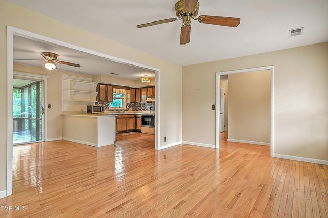 4804 Linda Court, Kingsport, TN 37664