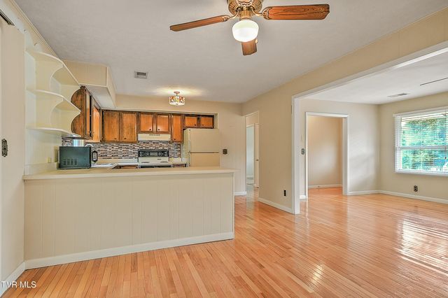4804 Linda Court, Kingsport, TN 37664