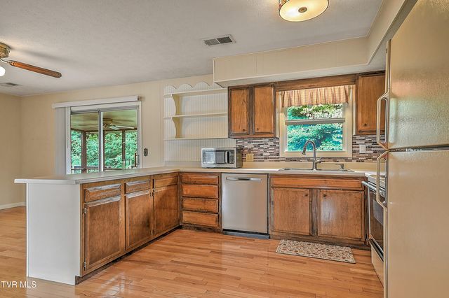 4804 Linda Court, Kingsport, TN 37664