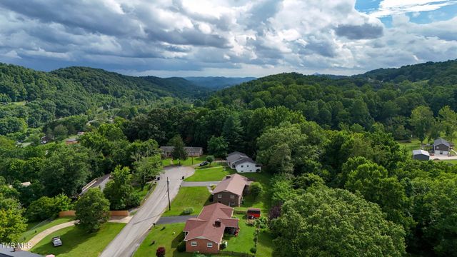 4804 Linda Court, Kingsport, TN 37664