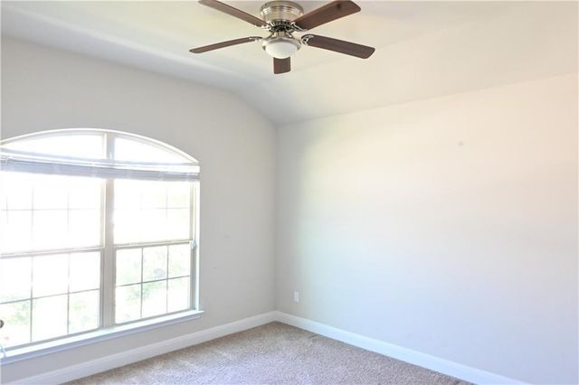 124 Gray Wolf DR, San Marcos, TX 78666