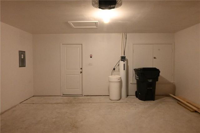 124 Gray Wolf DR, San Marcos, TX 78666